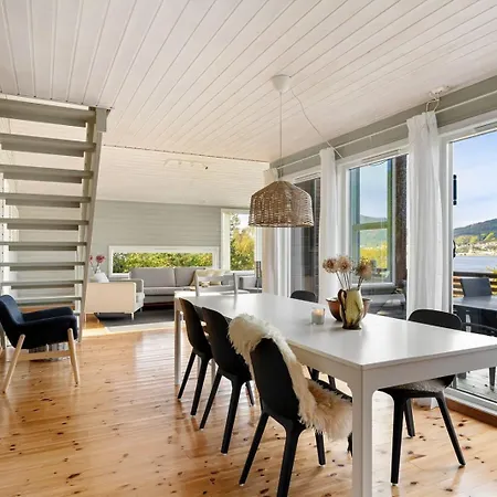 Holiday home Charming House Located By The Fjord With The Pultpitrock Within Short Distance