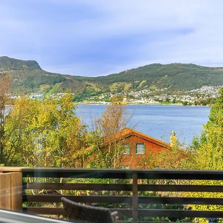 Charming House Located By The Fjord With The Pultpitrock Within Short Distance Prázdninový dům *