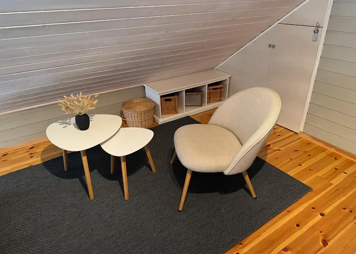 Charming House Located By The Fjord With The Pultpitrock Within Short Distance Ferienhaus